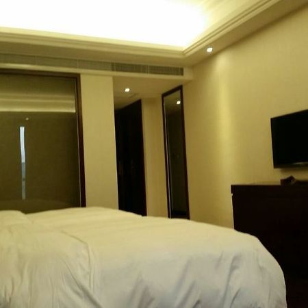 Phoenix Grand Hotel Fenghuang Esterno foto